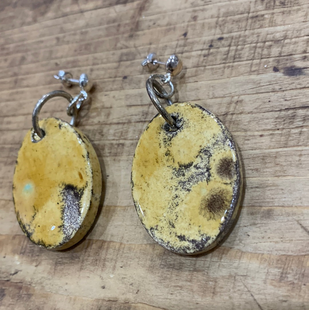 Chunky Nut Oval Earrings